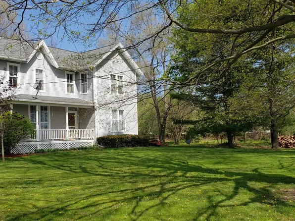 6692 Fitzner Rd, Greenville, MI 48838