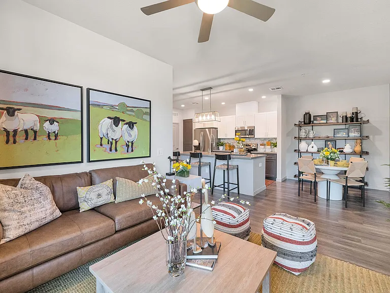 Weylyn Luxury Apartments — Photo 42