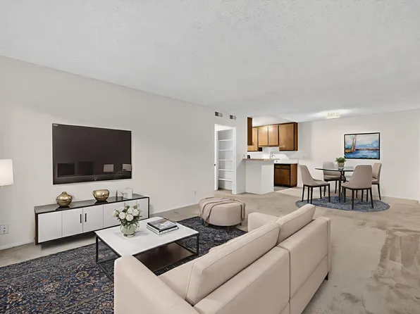 576 N Bellflower Blvd, Long Beach, CA