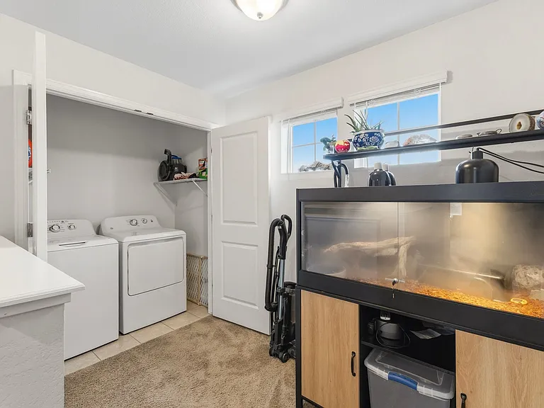 5620 Canyon View Dr — Photo 25