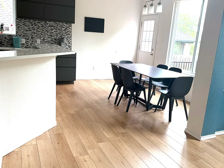 706 Hilltop Dr — Photo 16