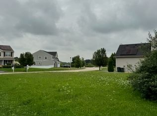 1190 Oak Shore Ln, Antioch, IL 60002