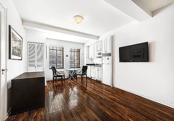 5th image of 45 Tudor City Place ##1212