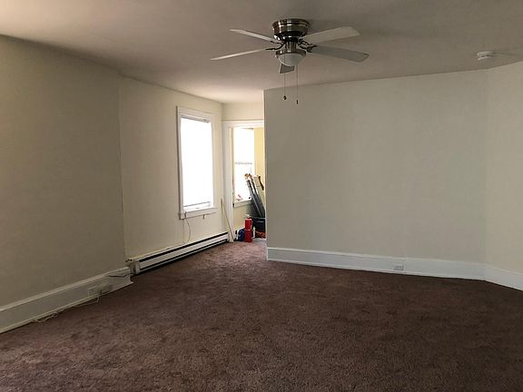 5th image of 115 Main St #1