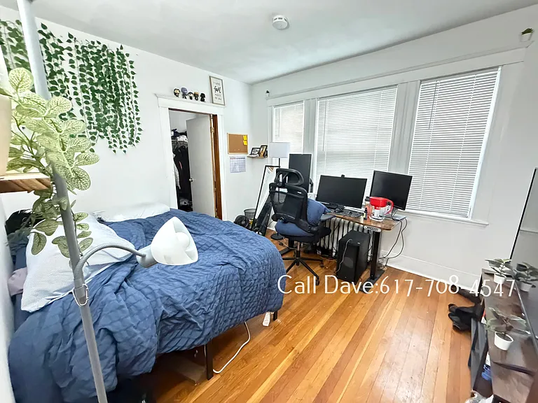 238 S Huntington Ave #10 — Photo 6