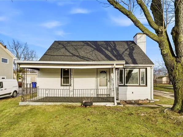 4727 N Bailey Ave, Amherst, NY 14226