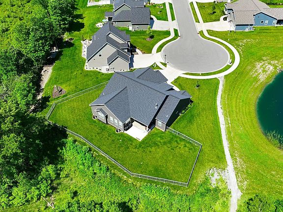 4th image of 5801 Lourdais Ct