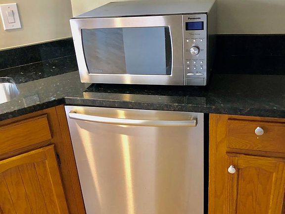 Dishwasher & Microwave