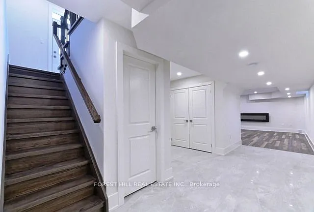 727 Ebony Ave — Photo 19