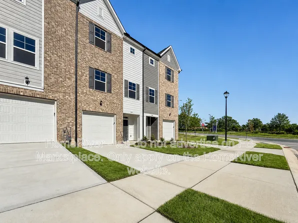 1940 Enniscorthy St, Fuquay Varina, NC 27526