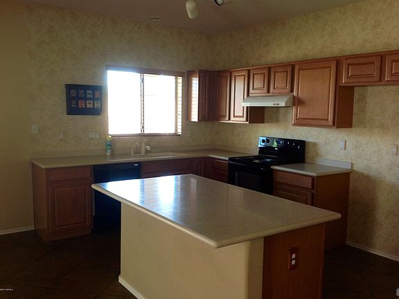 4th image of 17754 W Caribbean Ln