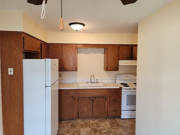 Kitchen image 1