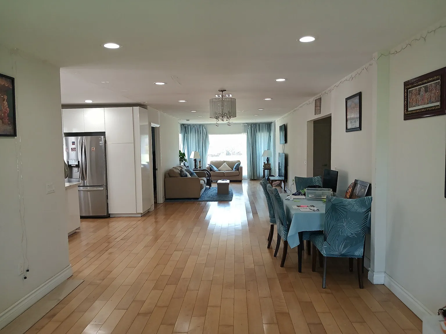 Private room with shared bathroom — Photo 2