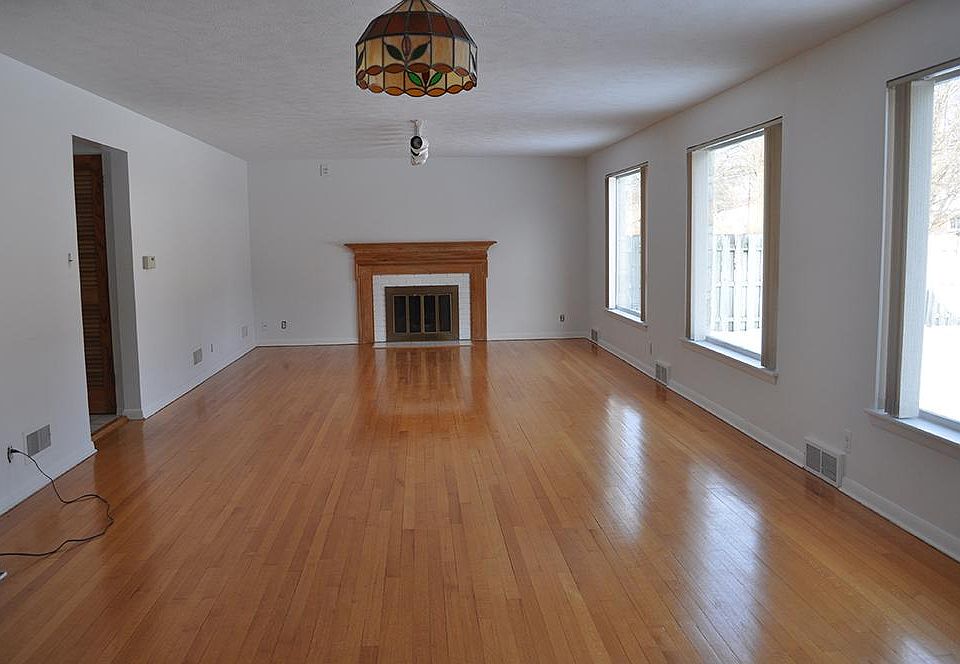 1st image of 1621 Hoover Ave