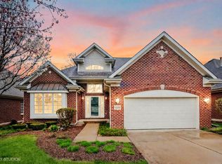 13030 Timber Trl, Palos Heights, IL 60463