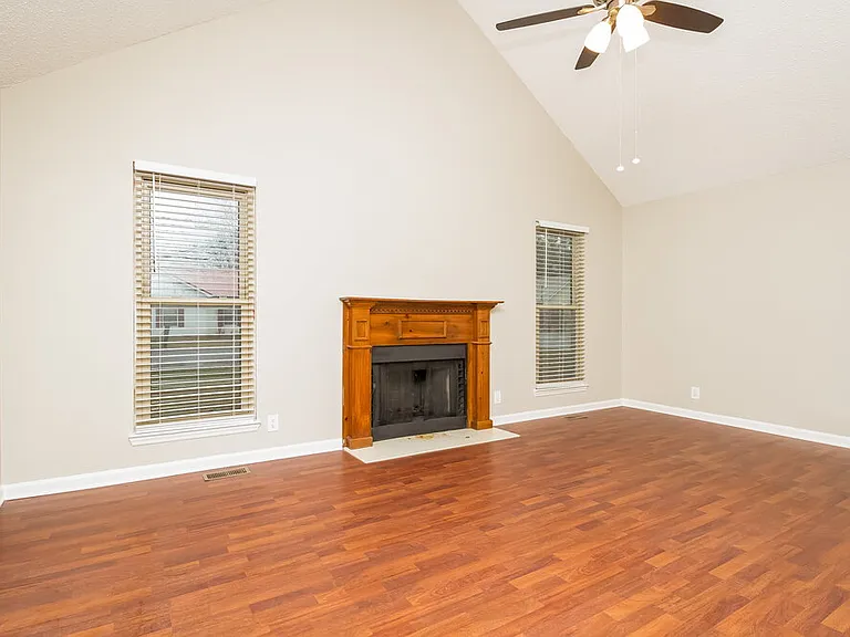 1119 Falling Tree Ct — Photo 3