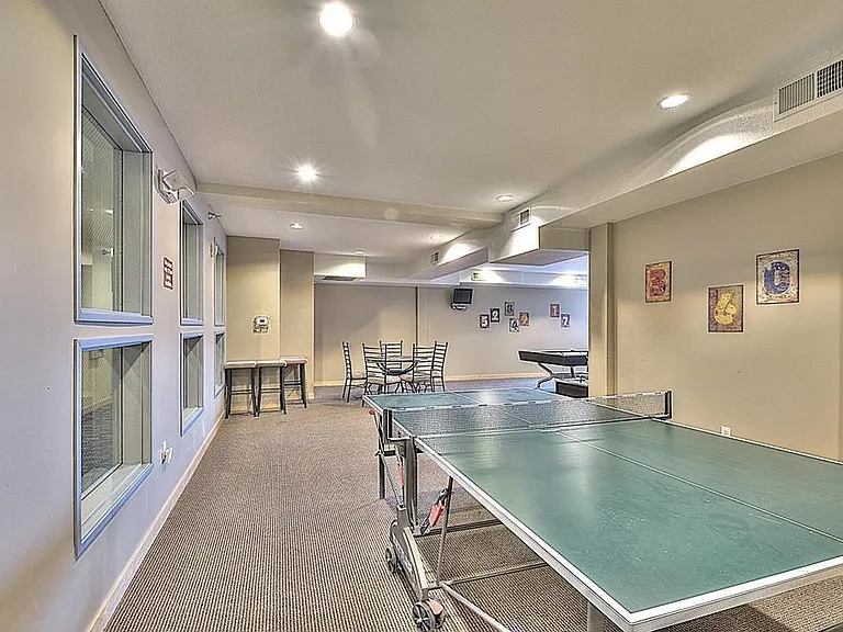 2600 University Ave SE #417 — Photo 4