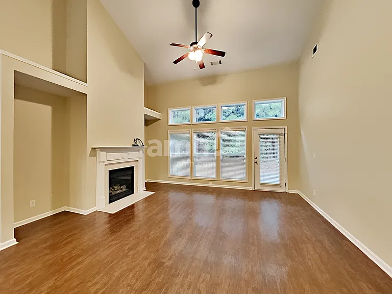 2263 Worrall Hill Dr — Photo 4