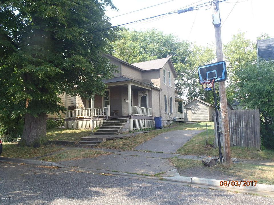 1st image of 925 Nagold St NW