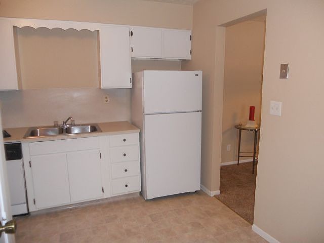 1st image of 805 W 29th Ave APT 3