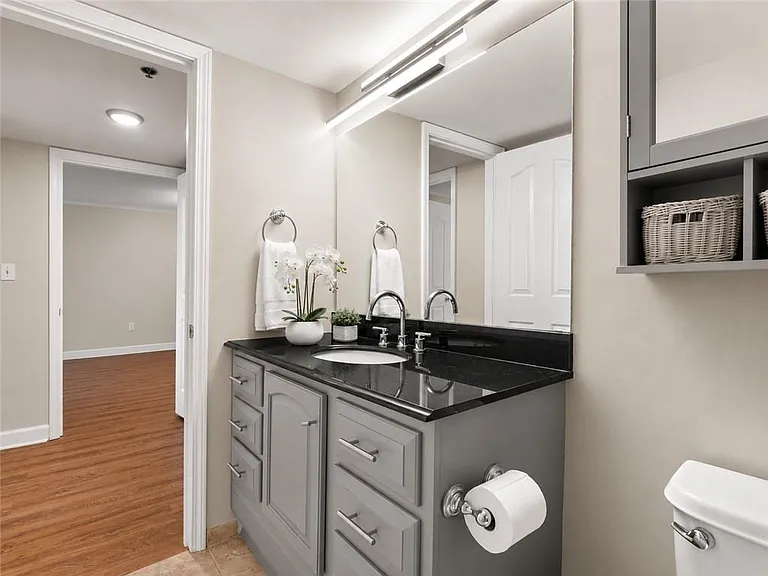2870 Pharr Court South NW #907 — Photo 26