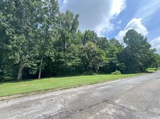 1978&1972 Bluebird Cir, Morristown, TN 37814