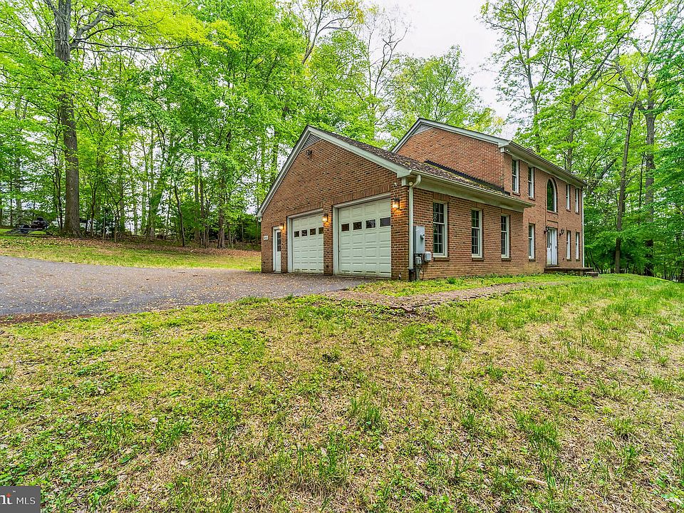 8225 Hawkins Creamery Rd, Gaithersburg, MD 20882 Zillow