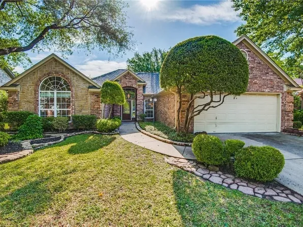 3317 Hazlewood Ct, Bedford, TX 76021