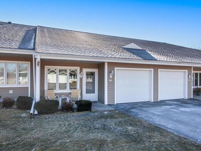 113 Oconomowoc SQUARE, Oconomowoc, WI, 53066