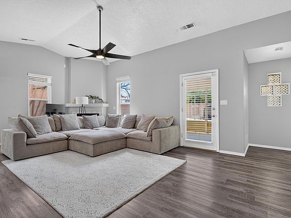 3rd image of 6608 Honeylocust Ave NW