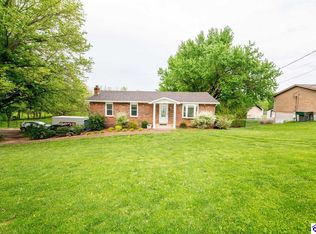 350 Valley View Dr, Radcliff, KY 40160