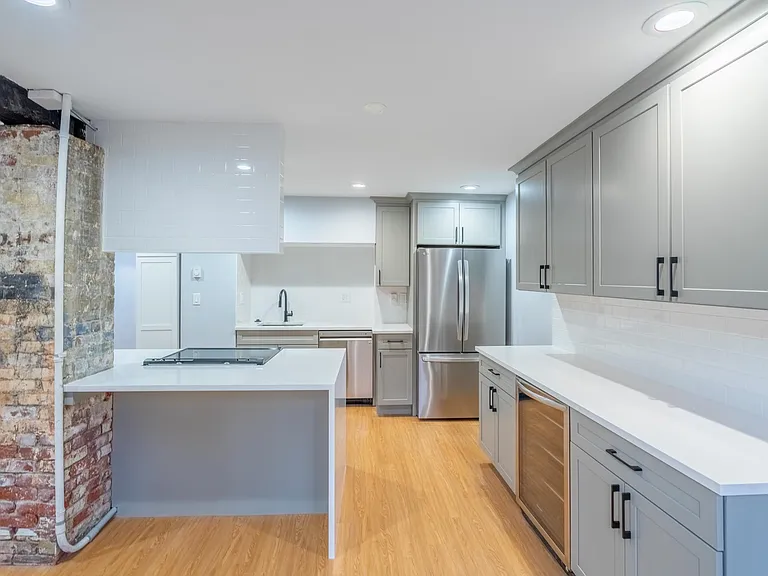614 Columbus Ave #B2 — Photo 6