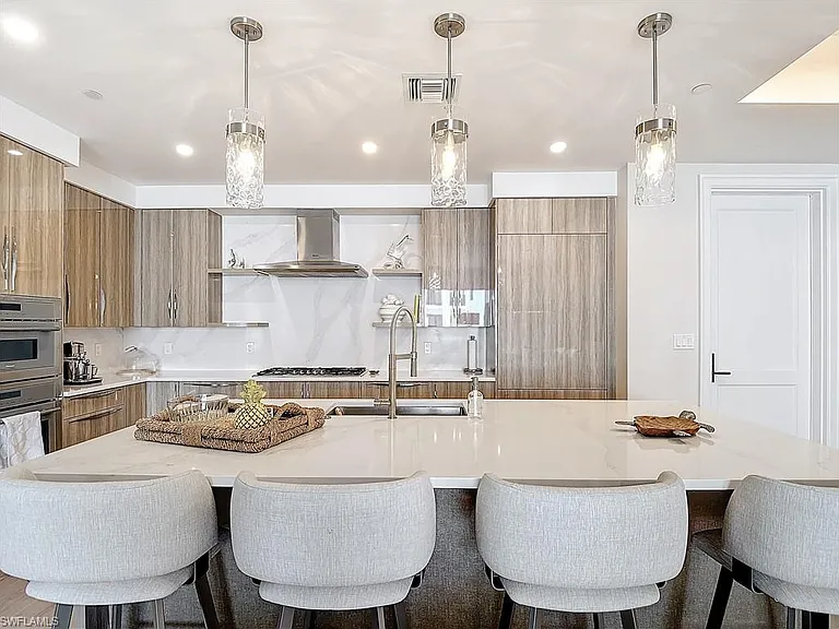 1125 Central Ave #462 — Photo 3