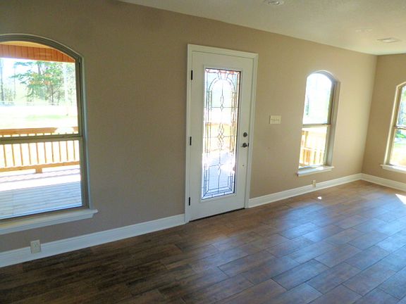 5th image of 10028 N Hwy 59