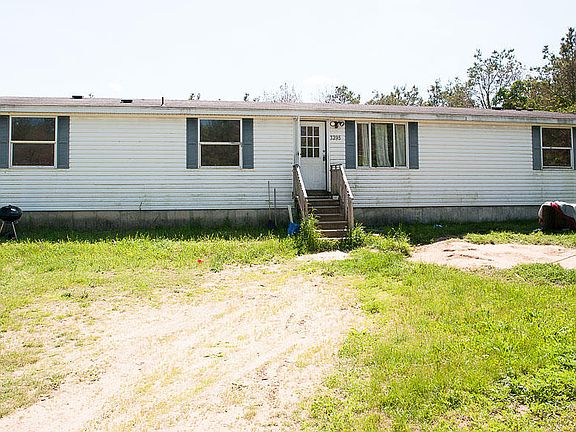 2nd image of 1395 Mart Ln