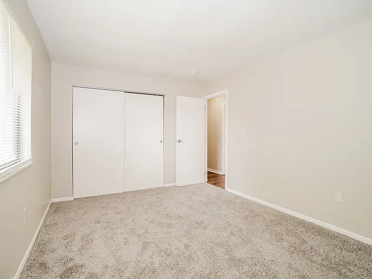 713 Hubbard Rd — Photo 13