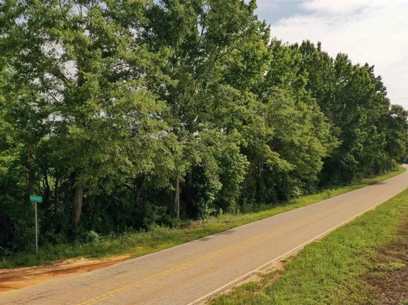 6 Travis Rd, Brewton, AL 36426