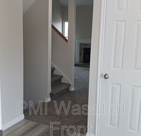 3rd image of 5038 S Scarsdale Ct #44