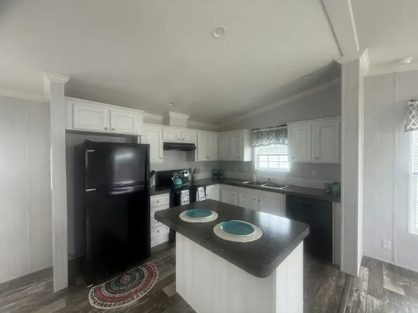 4125 Park St N #735, Saint Petersburg, FL 33709