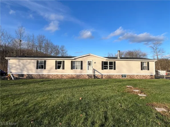 11507 Weimer Dr SE, East Canton, OH 44730