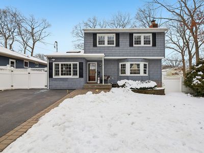 232 Wildwood Road, Lake Ronkonkoma, NY, 11779