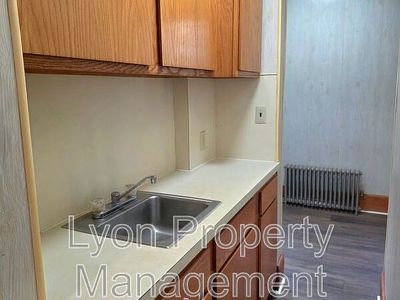 4th image of 200 Benefit St #3L