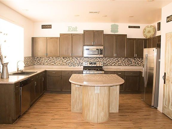 5th image of 7229 Golden Falcon St