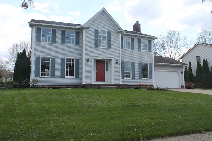 1st image of 362 Lakeview Dr