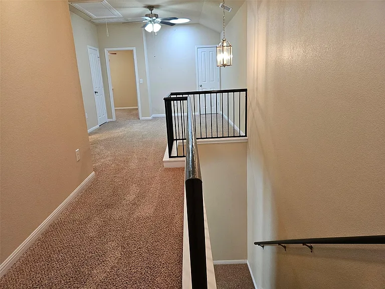 808 Lost Pines Ln — Photo 22