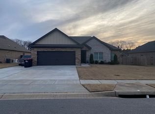 2602 Johnswood Village Dr, Bryant, AR 72022