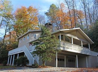 958 Glen Cannon Dr, Pisgah Forest, NC 28768