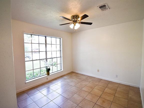 4th image of 15314 Bedford Glen Dr