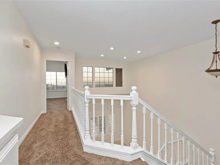 745 S Crown Pointe Dr — Photo 12