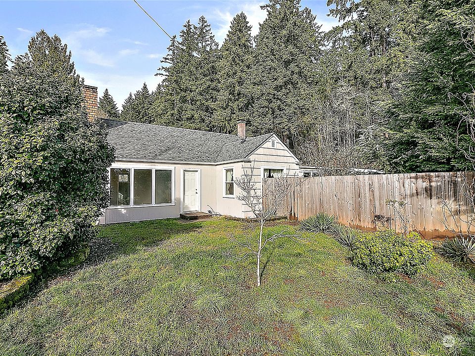 1st image of 1326 W Franklin Street